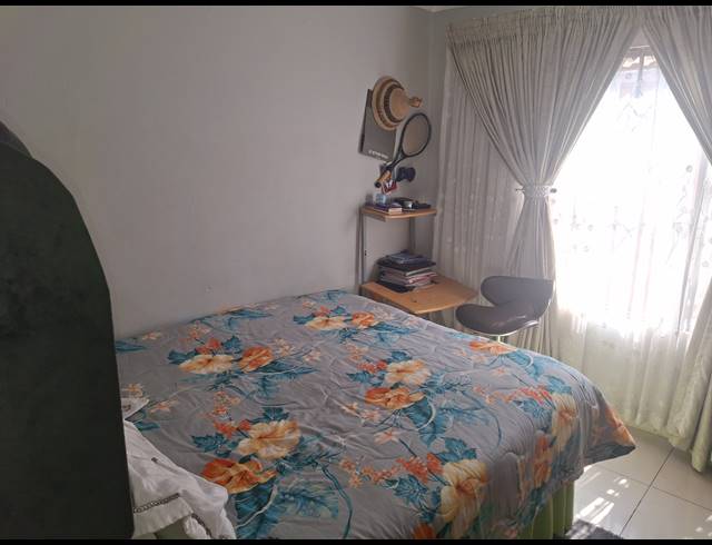 3 BEDROOM FREESTANDING FOR SALE IN VOSLOORUS EXT 3